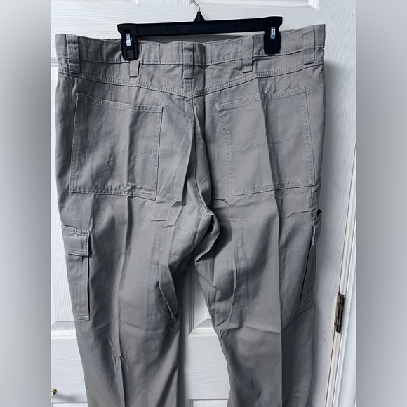 Wrangler Authentics khaki Cargo Pants Relaxed Fit 38x32 - Picture 8 of 9